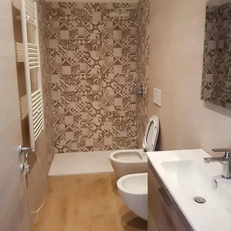 Residenza Largo Ciaia Бари